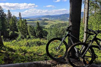 Vyhlaď zo Singletrails Lechnica vzdialený 4 km od ubytovania, Domček v Pieninách, Majere