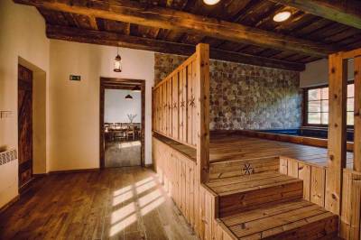 Schodisko, Vrchársky dvor - Chalupa pod Dlhým grúňom, Drábsko