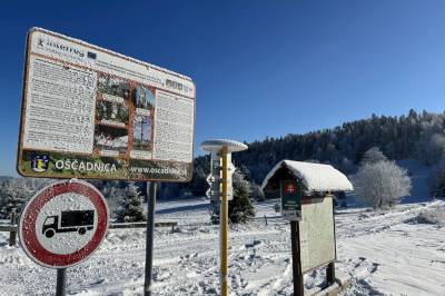 Zima v obci Skalité, Chalety Vreščovské sedlo, Skalité