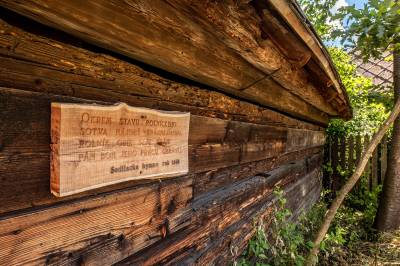Okolie, historická architektúra, Kutica u Lohajov, Nová Baňa