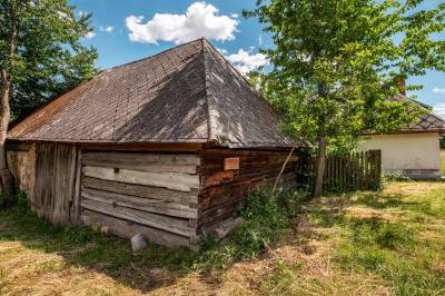 Okolie, historická architektúra, Kutica u Lohajov, Nová Baňa