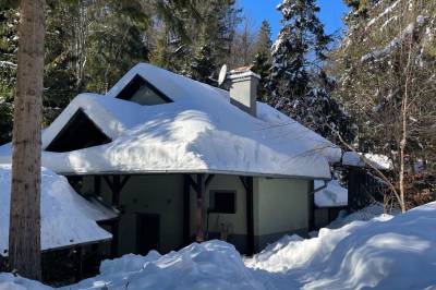 Exteriér ubytovania v obci Látky, Chalet Látky, Látky