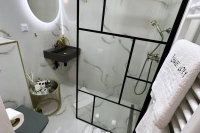 Chalet Látky, Látky