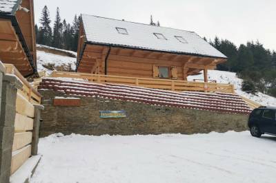 Ubytovanie s kúpacou kaďou v obci Ždiar, Štýlové  Zruby Martina  s kúpacou Kaďou a detským ihriskom!, Ždiar