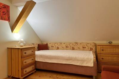 Spálňa 1 s manželskou posteľou a 1x samostatné lôžko, Chalupa u Valiky, Podtureň