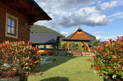 Chalupa Rajka, Zázrivá