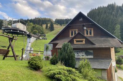 Drevenica Kozinec, Zázrivá