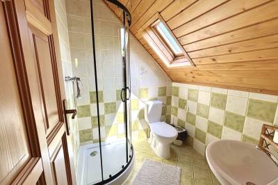 Drevenica Kozinec, Zázrivá