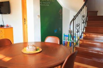 Apartmán 1 – jedálenské sedenie, River Cottage Bešeňová, Bešeňová