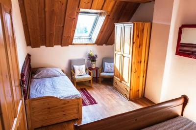 Apartmán 1 – trojlôžková spálňa, River Cottage Bešeňová, Bešeňová