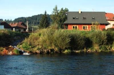 Ubytovanie pri rieke a aquaparku v obci Bešeňová, River Cottage Bešeňová, Bešeňová