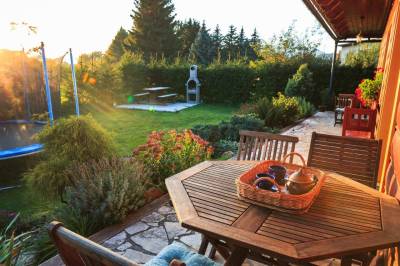 Exteriér ubytovania pri rieke a aquaparku v obci Bešeňová, River Cottage Bešeňová, Bešeňová