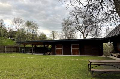 Chalupa u Golisov, Zákopčie