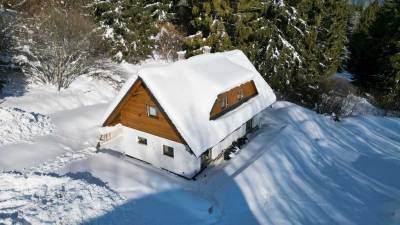 Ubytovanie blízko lyžiarskeho strediska SKI Park Kubínska hoľa, Chata Mirabell, Dolný Kubín