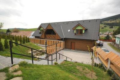 Ubytovanie so saunou a kúpacou kaďou v obci Telgárt, Rekreačný dom Horehronská kúria, Telgárt