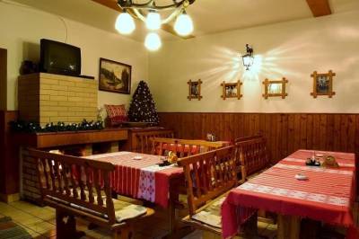 Reštaurácia v areáli ubytovania, Rekreačný dom Horehronská kúria, Telgárt