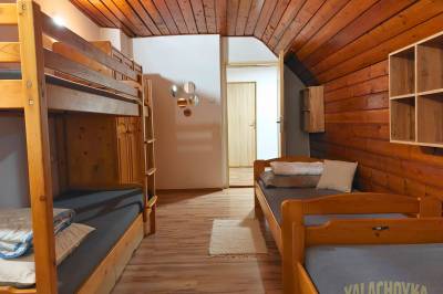 Izba č. 3, Chata Valachovka, Vyhne