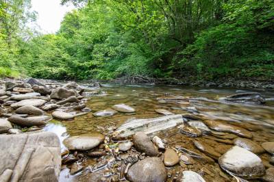 Potok, Chata pod Rožkom, Uličské Krivé