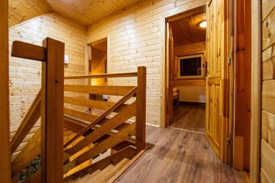 Poschodie, Chata pod Rožkom, Uličské Krivé