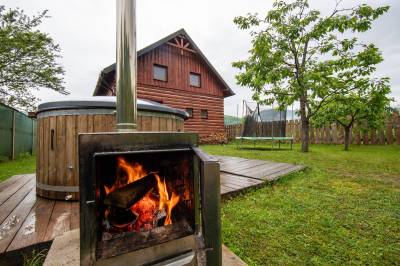 Exteriér ubytovania s vírivkou v obci Uličské Krivé, Chata pod Rožkom, Uličské Krivé