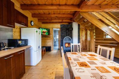 Plne vybavená kuchyňa s jedálenským sedením, Chata pod Rožkom, Uličské Krivé