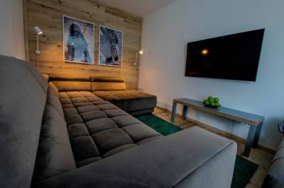 Obývačka s gaučom a LCD TV, Apartmán Bojnice, Bojnice
