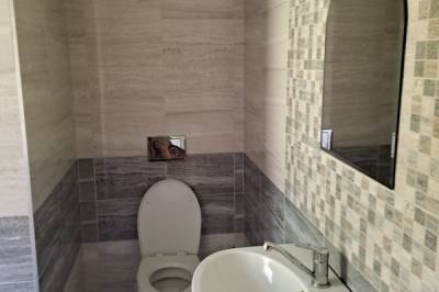 Kúpeľňa s toaletou, Chata Štiavnik, Látky