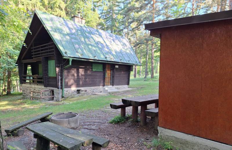 Exteriér ubytovania s ohniskom v Bojniciach, Chata Bojnice, Bojnice