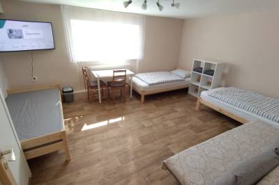 Izba 2, Hronec U Petra dvojizbový byt, Hronec