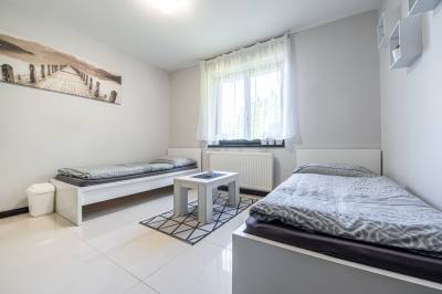 Apartmán B1 - spálňa s 1-lôžkovými posteľami, Chillgarden Apartments, Trenčín