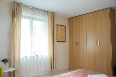 Apartmán B1 - spálňa s manželskou posteľou, Chillgarden Apartments, Trenčín