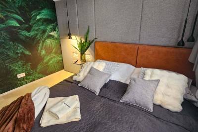Spálňa s manželskou posteľou, Apartmanica Chalet 5A, Donovaly