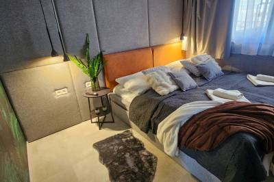 Spálňa s manželskou posteľou, Apartmanica Chalet 5A, Donovaly