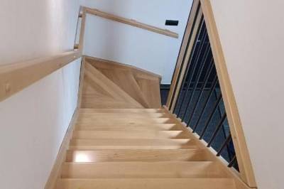 Štvorizbový apartmán - schodisko, SuperChata, Zemplínske Hámre