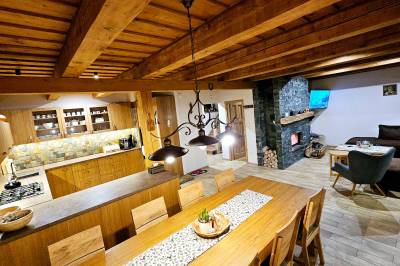 Plne vybavená kuchyňa, Chalet Robinson, Modra