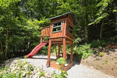 Detský domček a hojdačka, Chalet Robinson, Modra