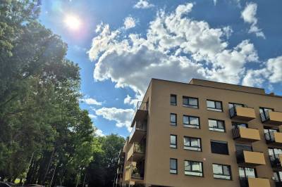 Budova Apartmánu, Apartmán Senica, Senica