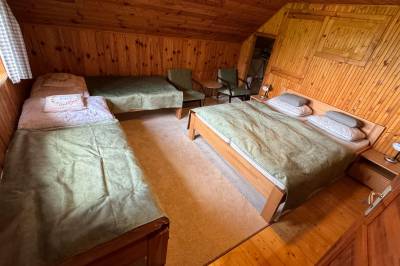 Spálňa, Chata Čremošné 105, Čremošné