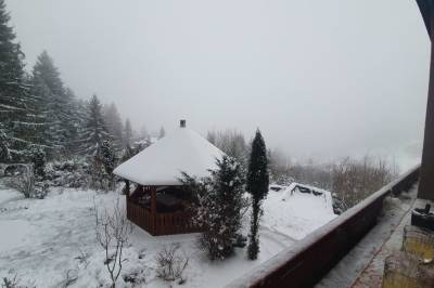 Exteriér ubytovania v obci Čremošné, Chata Čremošné 105, Čremošné