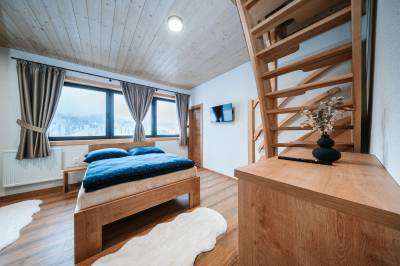 Spálňa, Zrub Azarka, Beňuš