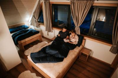 Spálňa, Zrub Azarka, Beňuš