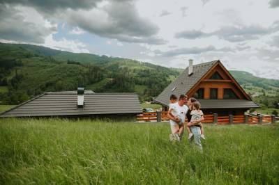 Exteriér ubytovania v obci Beňuš, Zrub Azarka, Beňuš