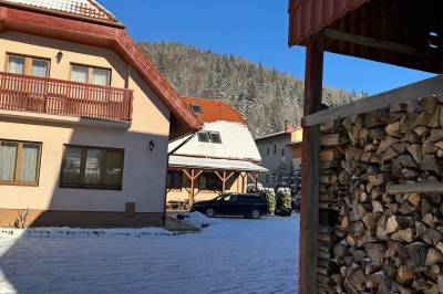 Exteriér v obci Reľov, Dovolenkový Dom Lutra Montana Pieniny***, Reľov