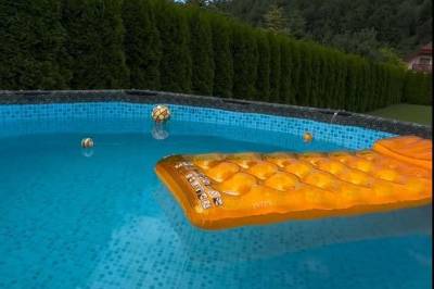 Bazén, Dovolenkový Dom Lutra Montana Pieniny***, Reľov