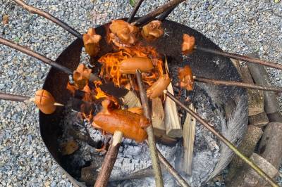 Ohnisko, Chata Pekný les, Horné Hámre