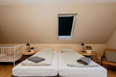 Spálňa, Chata Pekný les, Horné Hámre