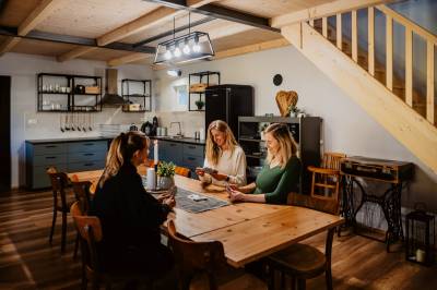 Jedáleň, Chata Pekný les, Horné Hámre