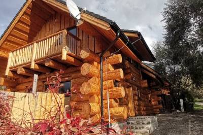 Exteriér ubytovania v obci Kostolná Ves, Kanadský zrub, Kostolná Ves