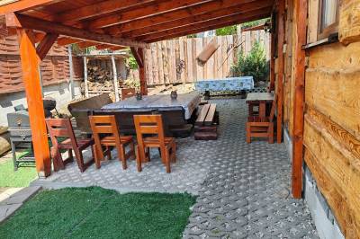 Altánok so sedením, Kanadský zrub, Kostolná Ves