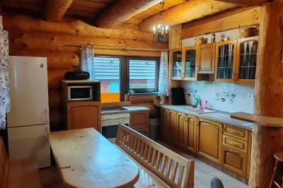 Kuchyňa, Kanadský zrub, Kostolná Ves